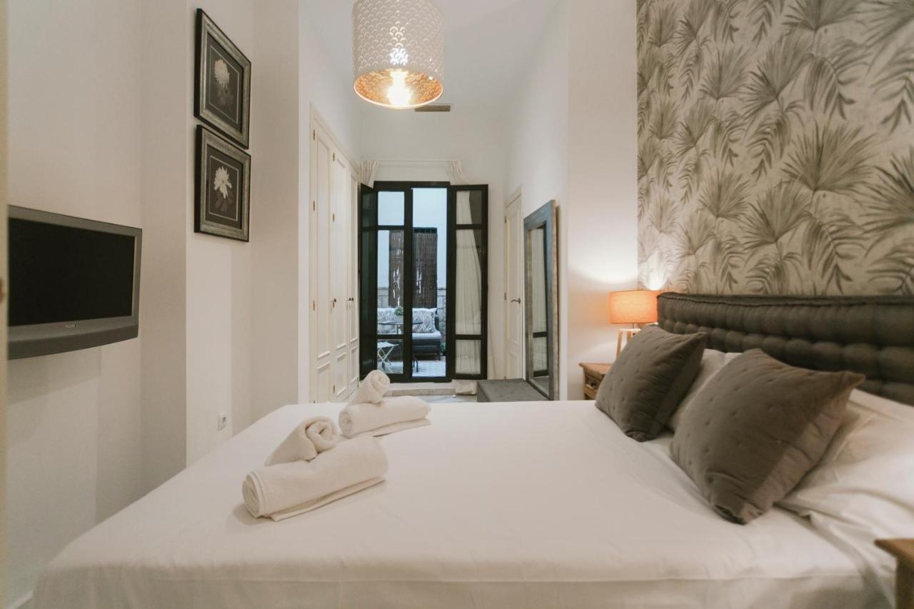 Tu Casa Con Patio En La Alameda Appartement Sevilla Buitenkant foto
